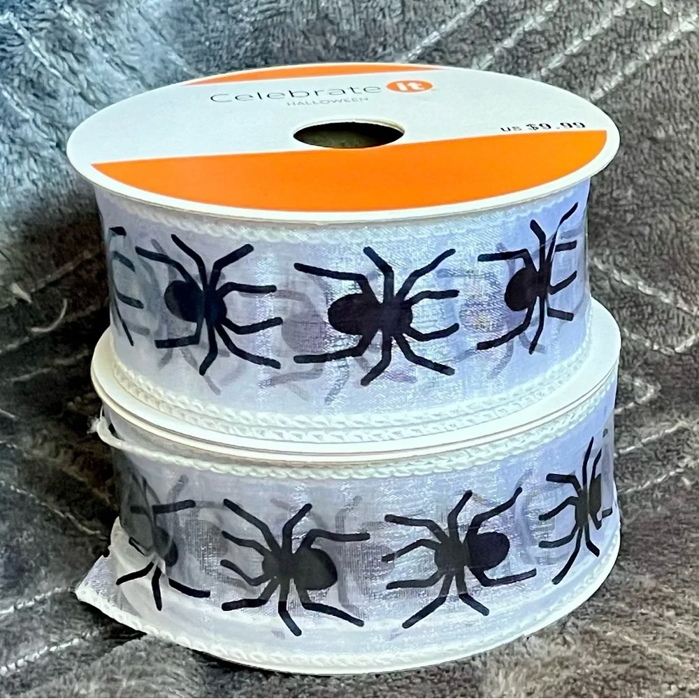 Halloween (NWT) 1 1/2” X 25 ft. wired fabric ribbon white/black - children